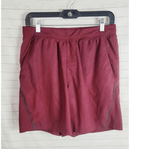 VRST LINED ATHLETIC MESH SHORTS IN CRANBERRY, SZ MEDIUM